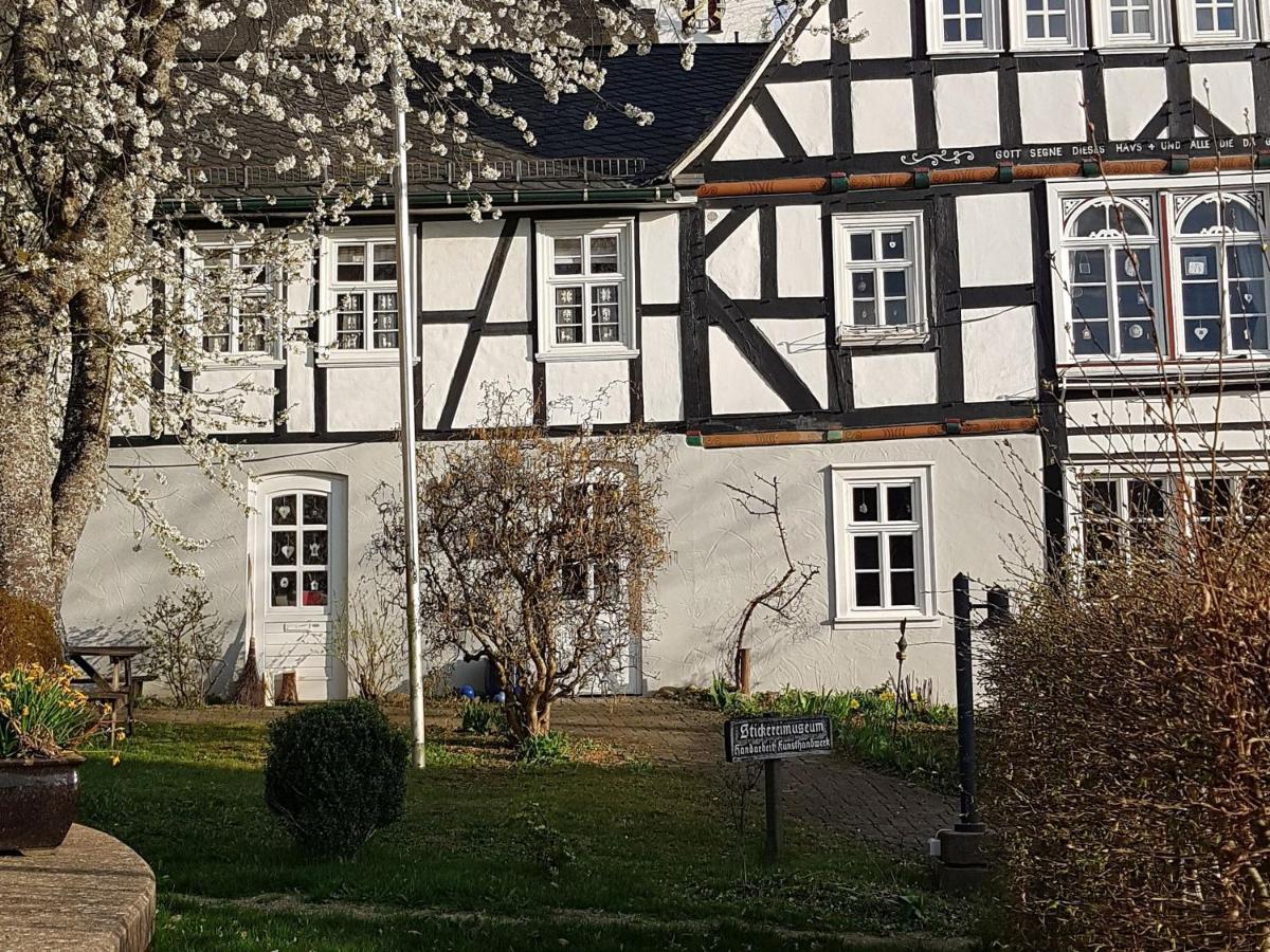 Ferienwohnung Stickereimuseum Oberhundem Kirchhundem Exterior foto